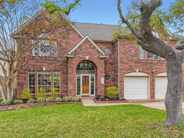 10910 Chestnut Ridge Rd