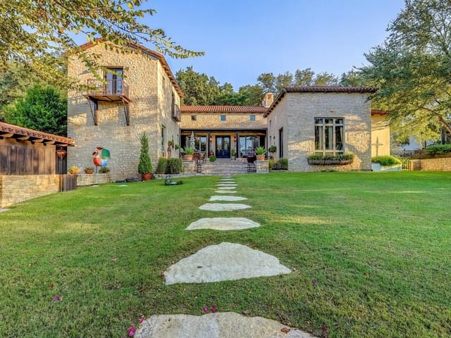 10910 RIVER TERRACE Cir