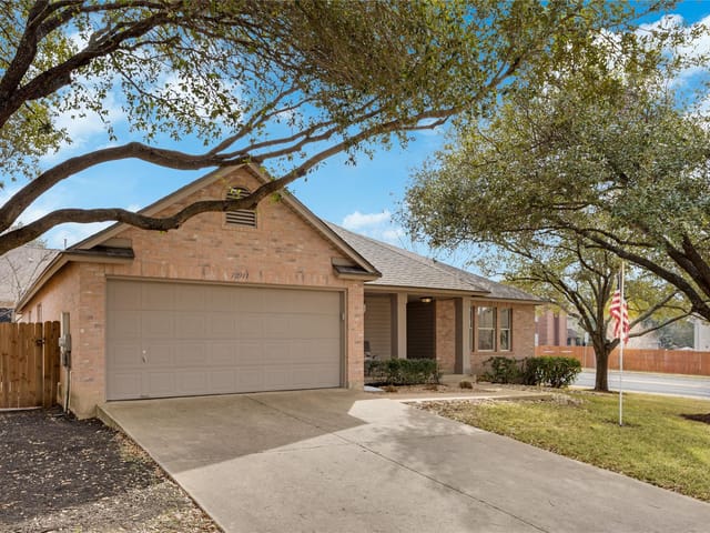 10911 Claywood DR