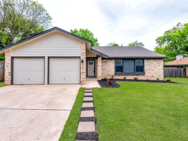 10912 Tall Oak Trl