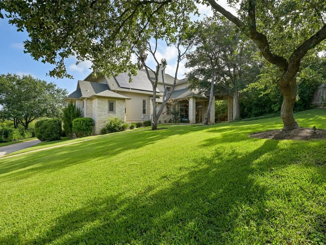 10916 Range View DR