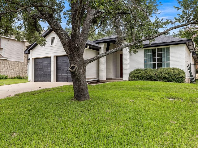 10927 Sierra Oaks
