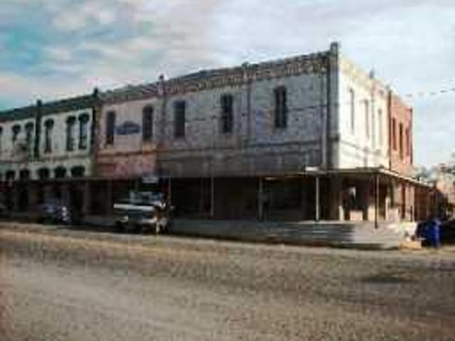11 11 13 N MAIN ST