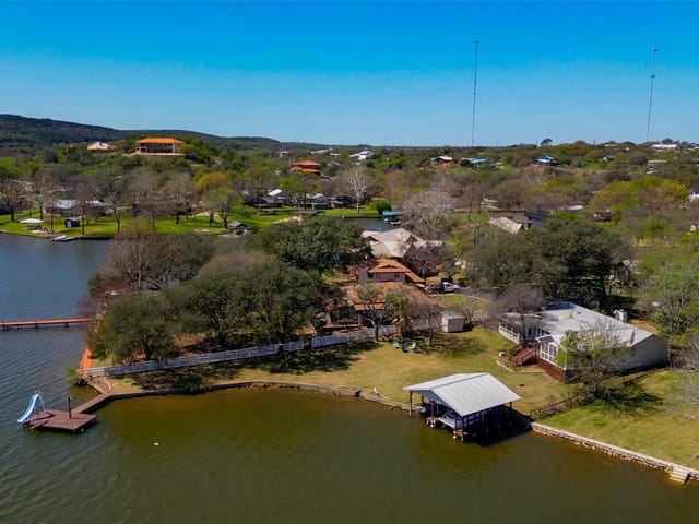 110 Bluebonnet Cir