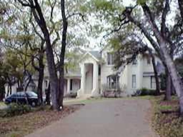 110 BLUFF PARK CRES
