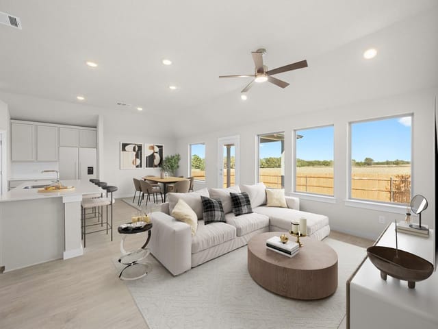 110 Divisadero DR