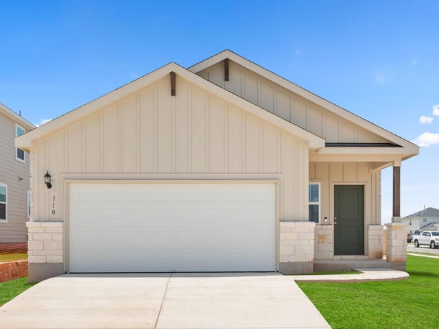110 Golden Bell WAY