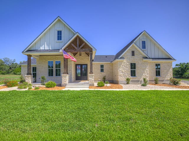 110 Lake Village RD