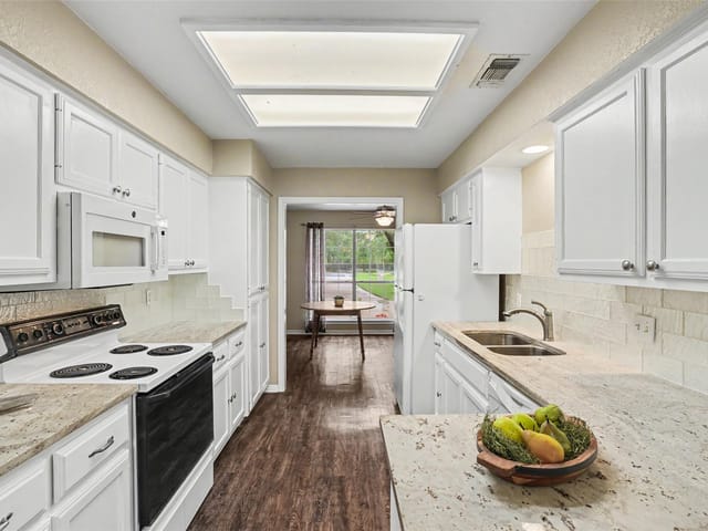 110 Rockwood PASS