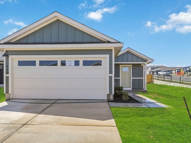 110 Schuenemann Way