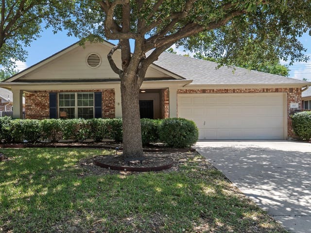 110 Walnut Creek DR