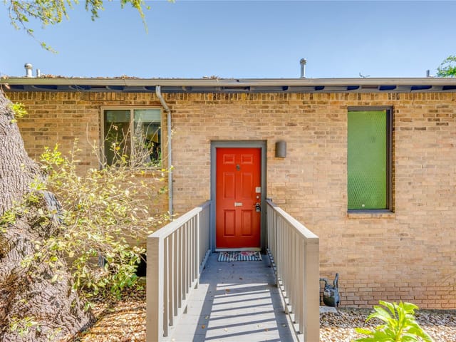 1100 Azie Morton RD Unit #1120