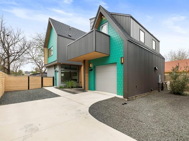 1100 Brass St Unit #2