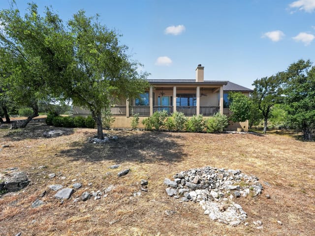 1100 Limestone
