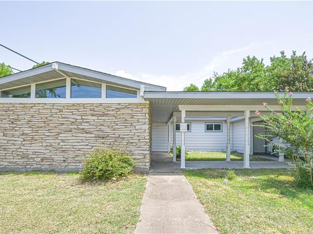 1100 Robindale DR