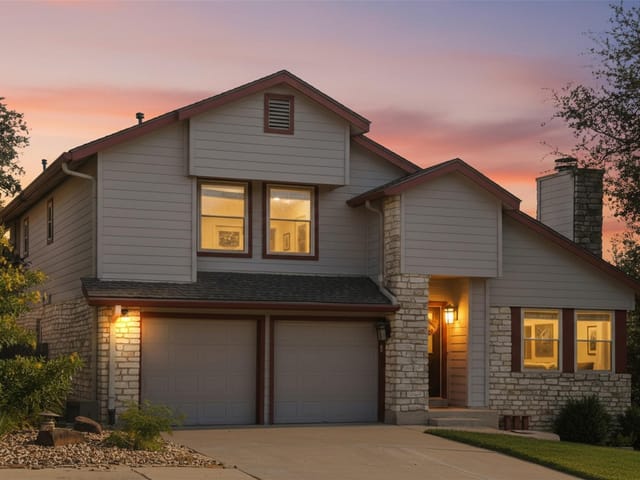 11007 Grapevine Ln
