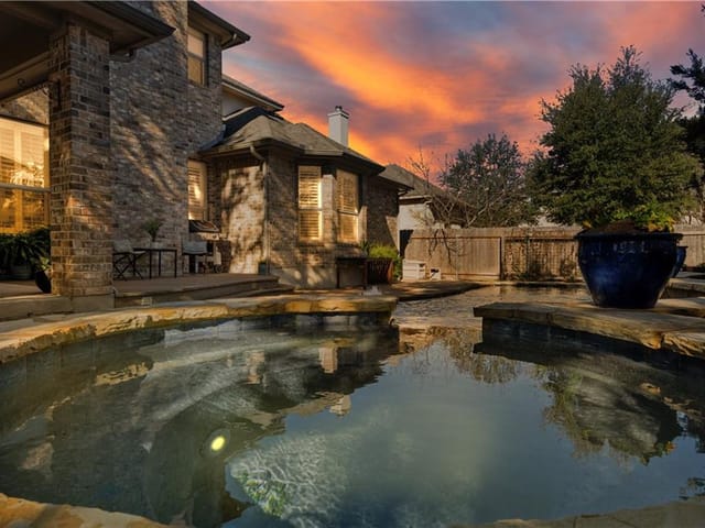 11008 Tornasol Ln