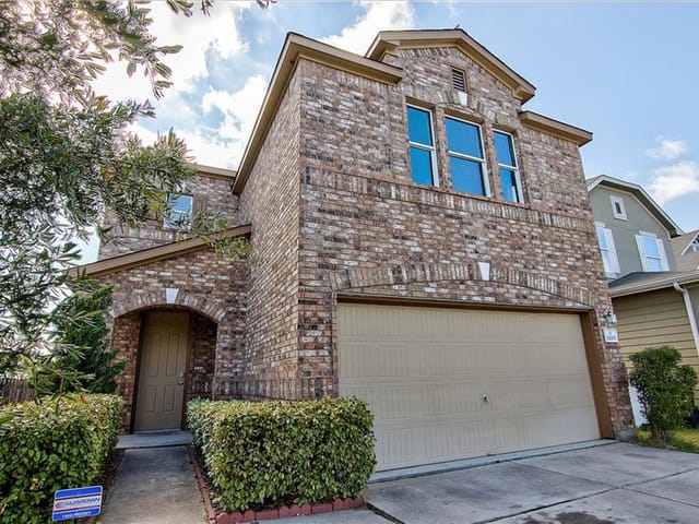 11009 Helms Deep Dr