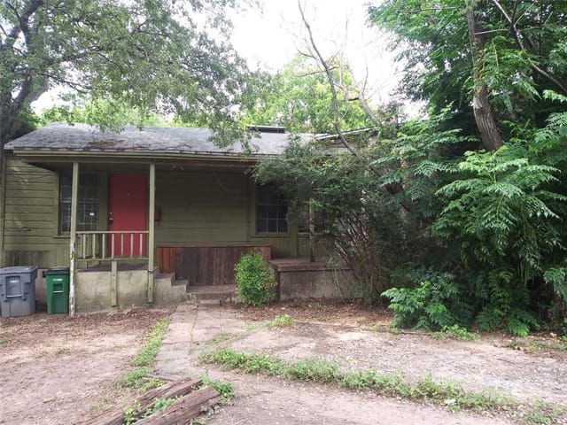 1101 Bentwood Rd