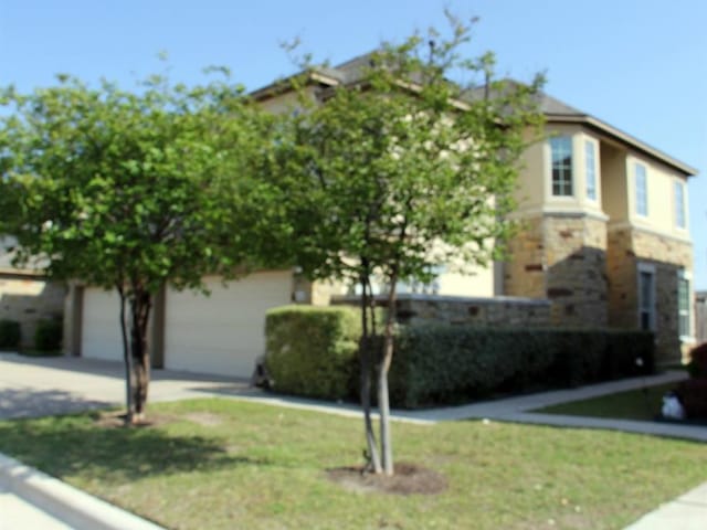 1101 E Parmer Ln Unit #211