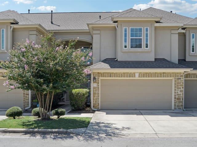 1101 E Parmer LN Unit #331