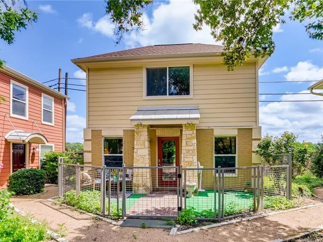 1101 Grove Blvd Unit #209