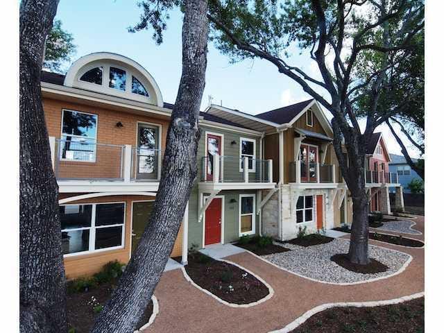 1101 Grove BLVD # 306