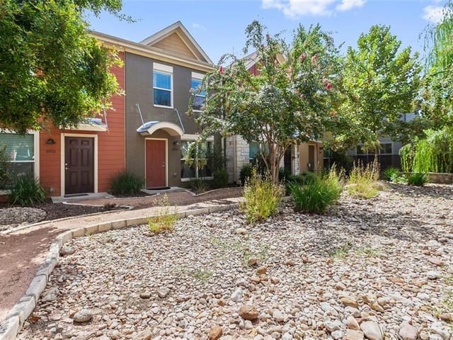 1101 Grove Blvd Unit #606