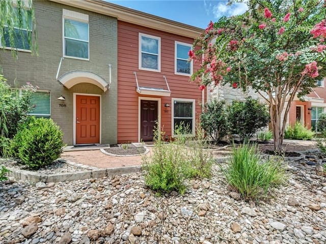 1101 Grove Blvd Unit #707