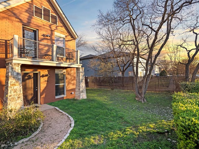 1101 Grove Blvd Unit #806