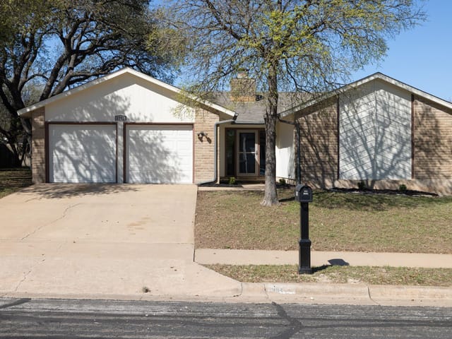 1101 Huntridge Dr