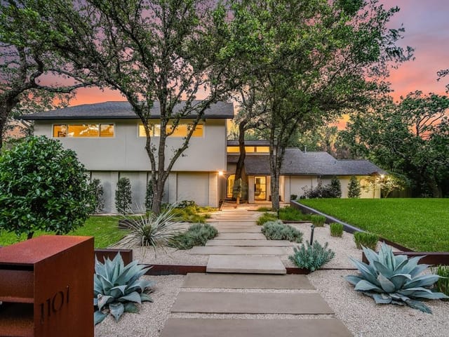 1101 Silver Hill Dr