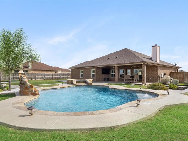 11010 La Paloma Loop W