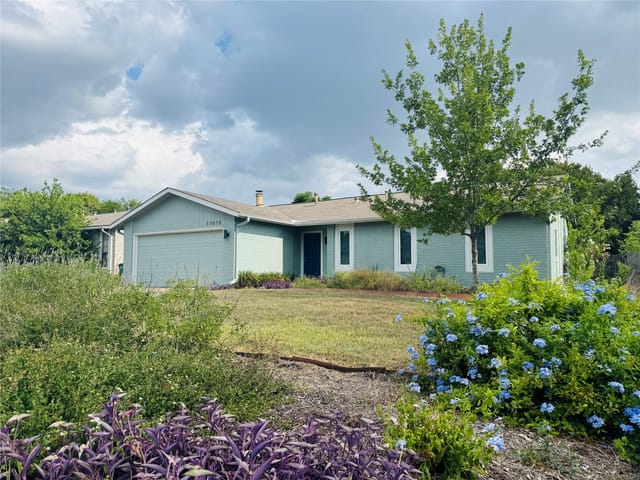 11015 Jordan Ln