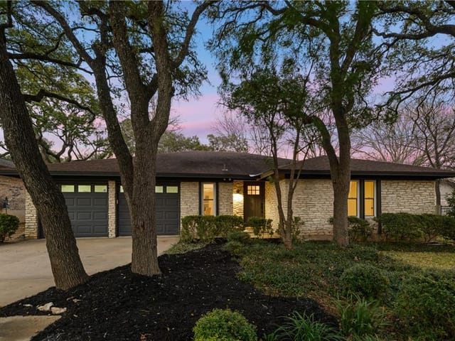 1102 Apollo Dr
