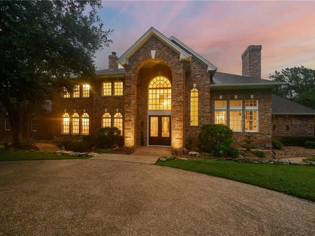 1102 Blackacre Trl