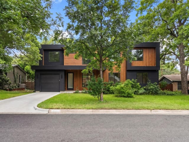 1102 Southwood RD