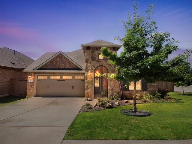 11021 Strasburg Ln