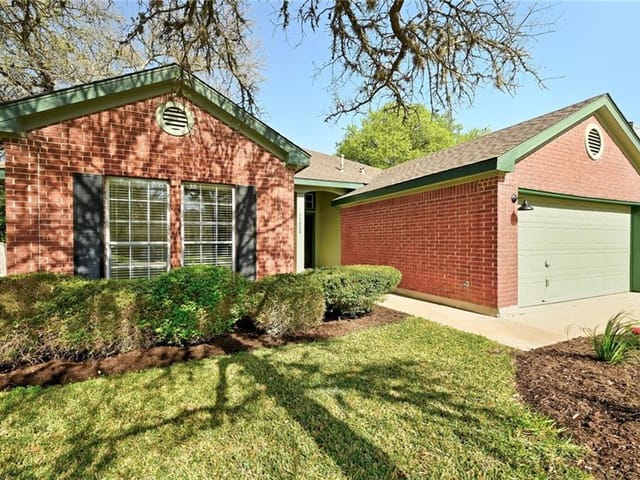 11028 Whiskey River Dr