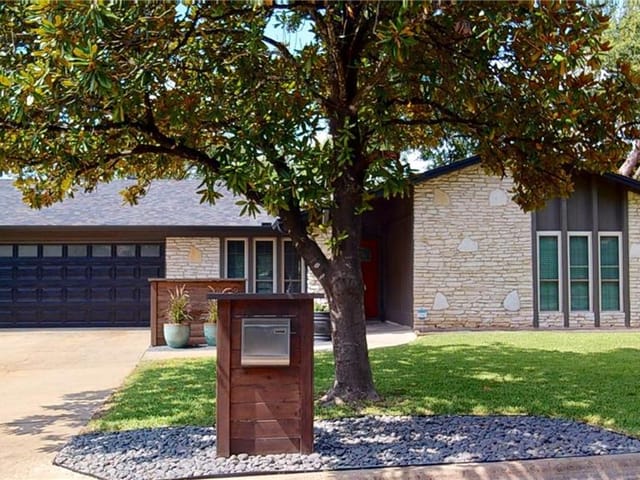 1103 Apollo Dr