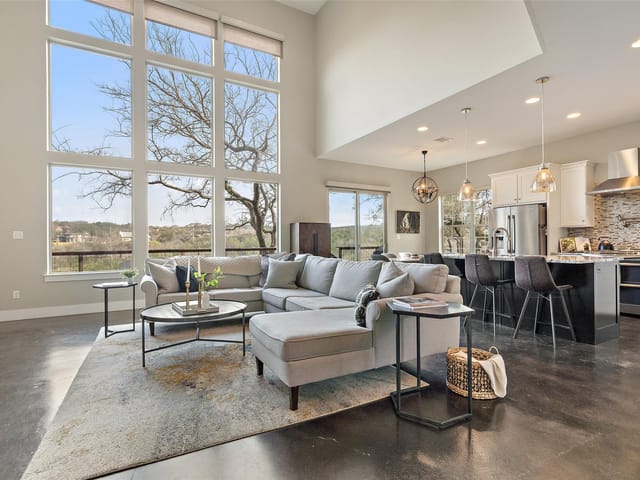 1103 Canyon Edge Dr