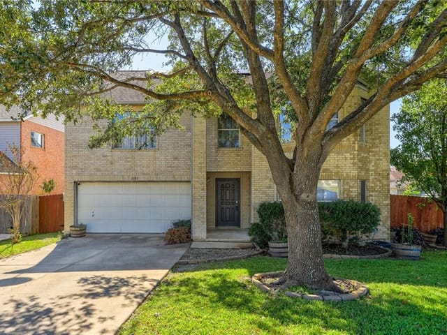 1103 Collinwood West Dr