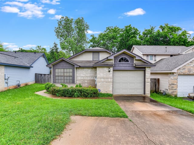 1103 Gatehouse Dr