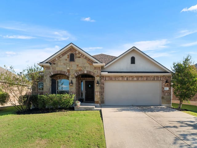 1104 Arvada DR