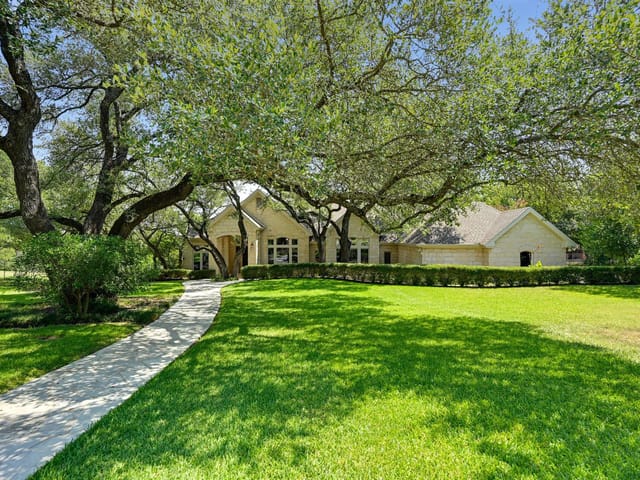 1104 Blackacre Trl