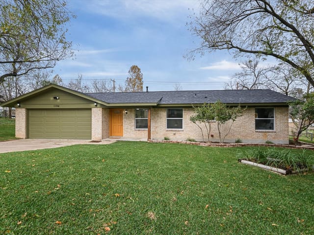 1104 Floradale Dr