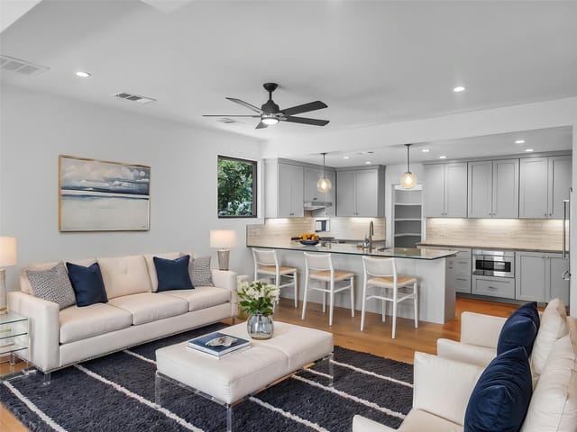 1104 Justin Ln Unit #A