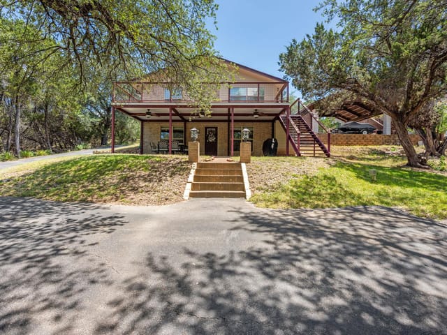 1105 Edgewater DR