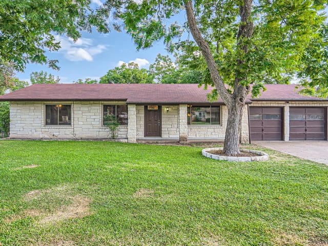1105 Neans Dr
