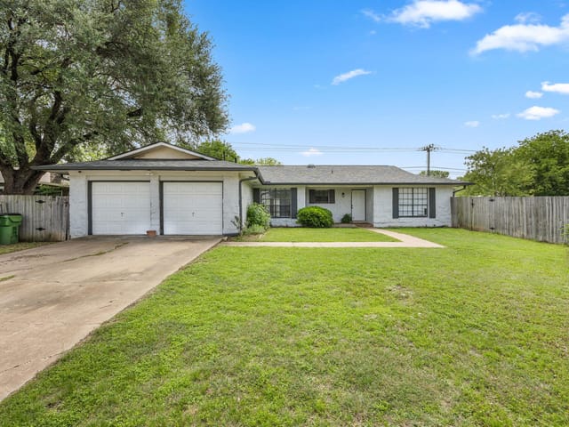 1105 Spring Breeze Cv